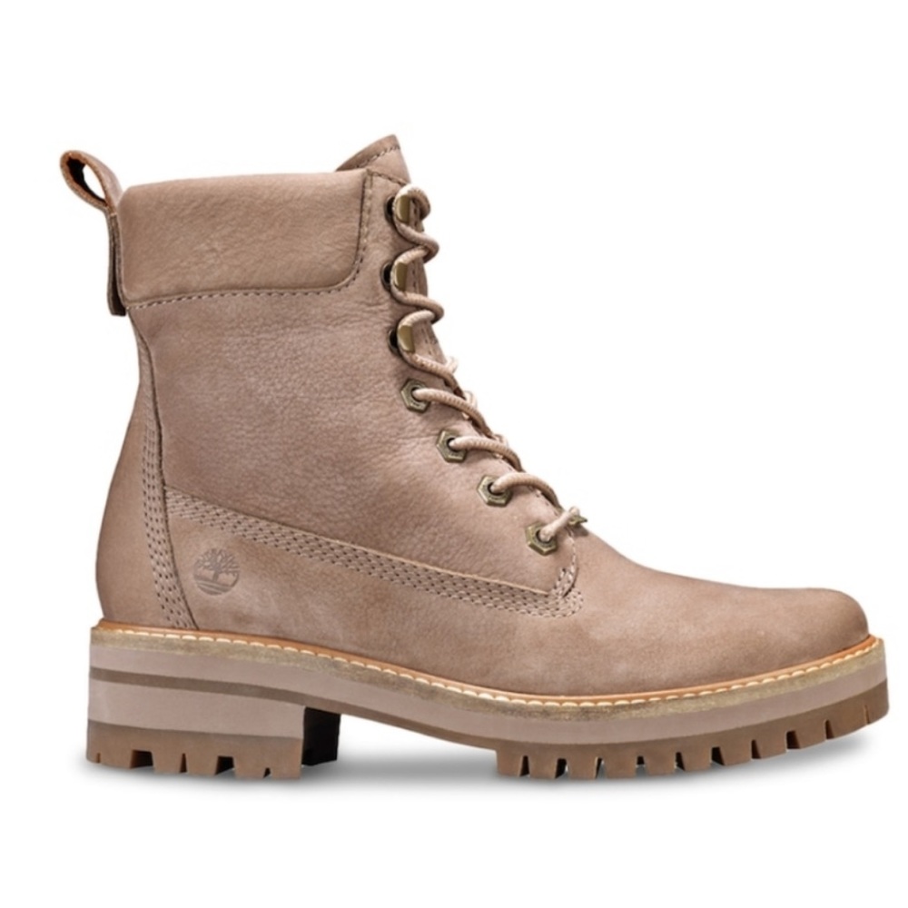 Timberland Courmayeur Valley Boot. Women’s size 11. Taupe.